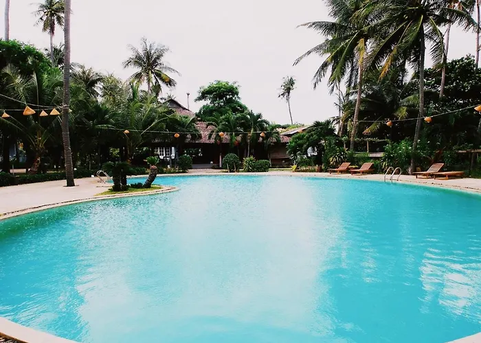 Little Paris Resort 4*